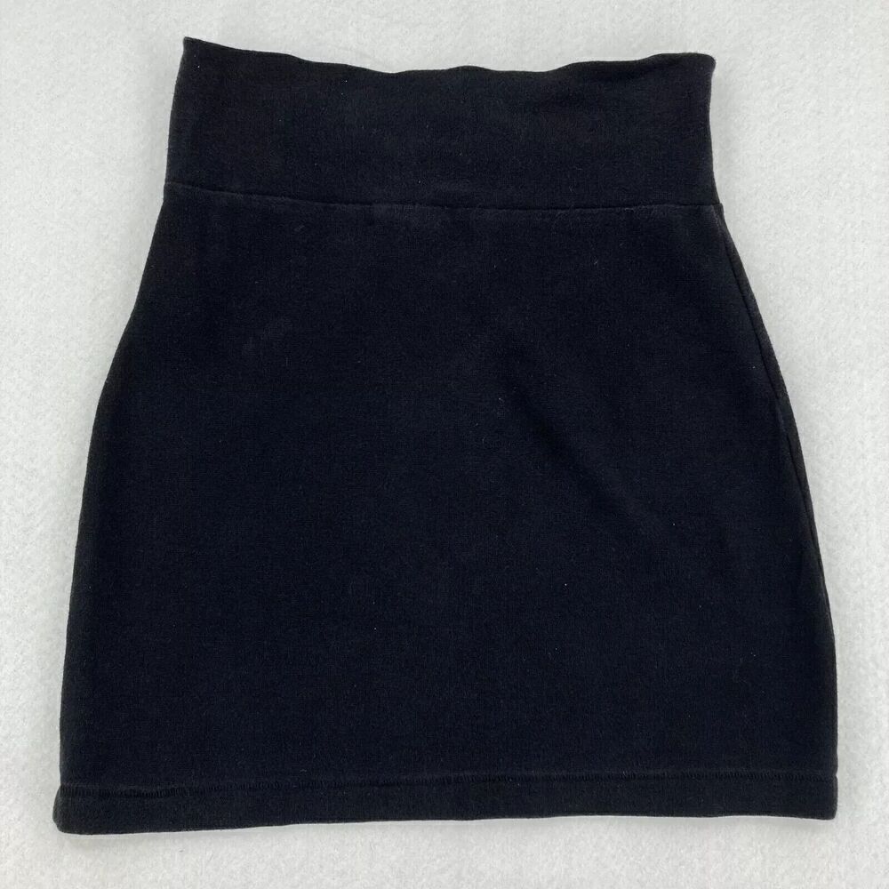 Twenty One Women's Black Mini Skirt Small Petite